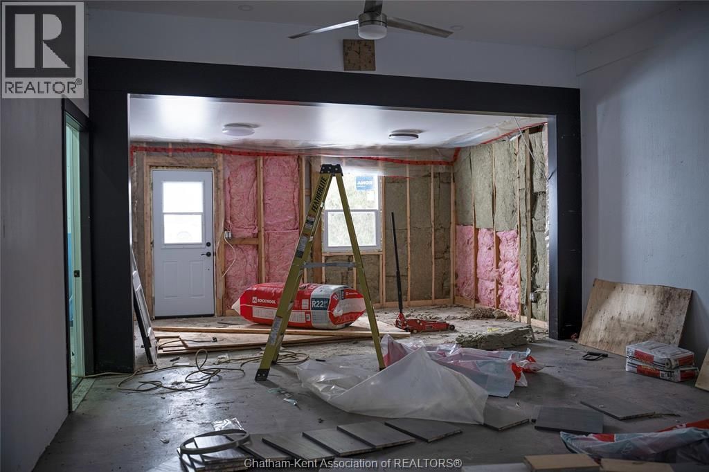 675 TALBOT ROAD EAST Image 25