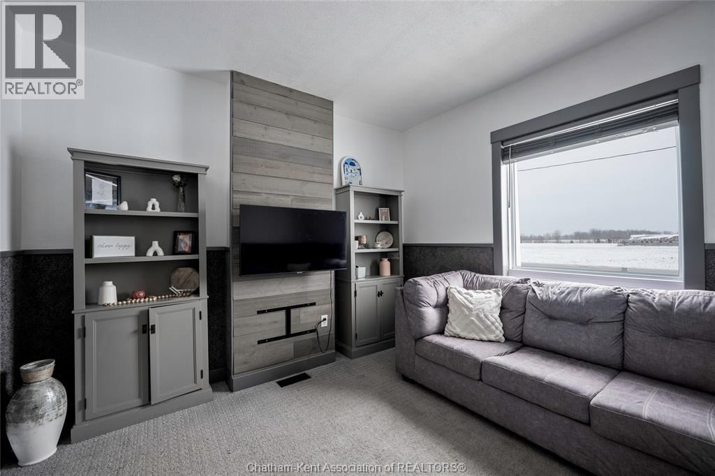 675 TALBOT ROAD EAST Image 9