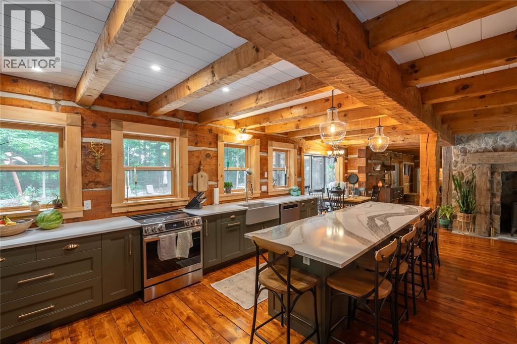 5252 EGREMONT ROAD Image 8