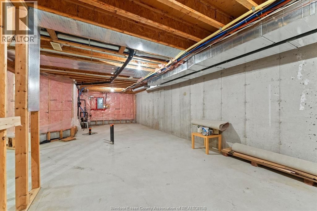 104 RIVERFRONT PARK CRESCENT Image 24