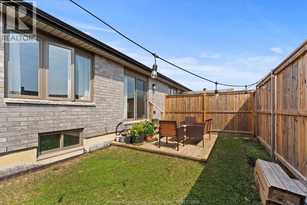 3560 HALLEE CRESCENT Image 34