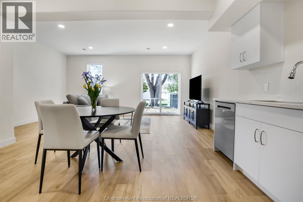 17 - 7 MAGNOLIA LANE Image 12