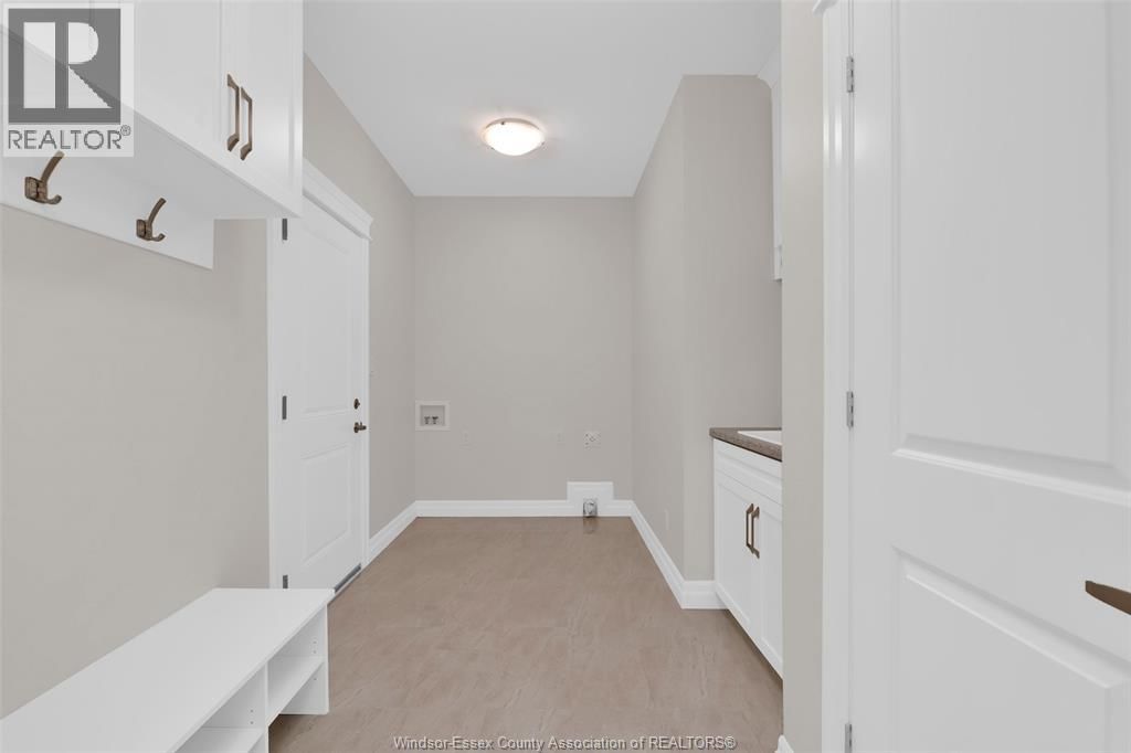 68 GRAF STREET Image 22