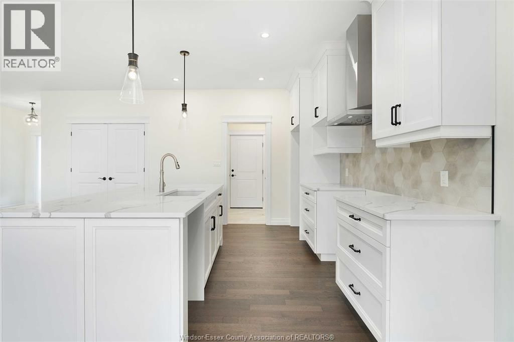 44 BELLEVIEW DRIVE Image 11