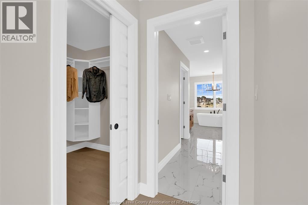 300 BLAKE AVENUE Image 25