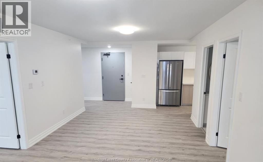 527 - 3370 STELLA CRESCENT Image 3