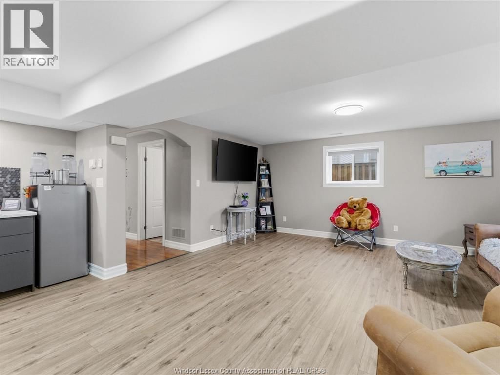 150 ANTONIO COURT Image 24