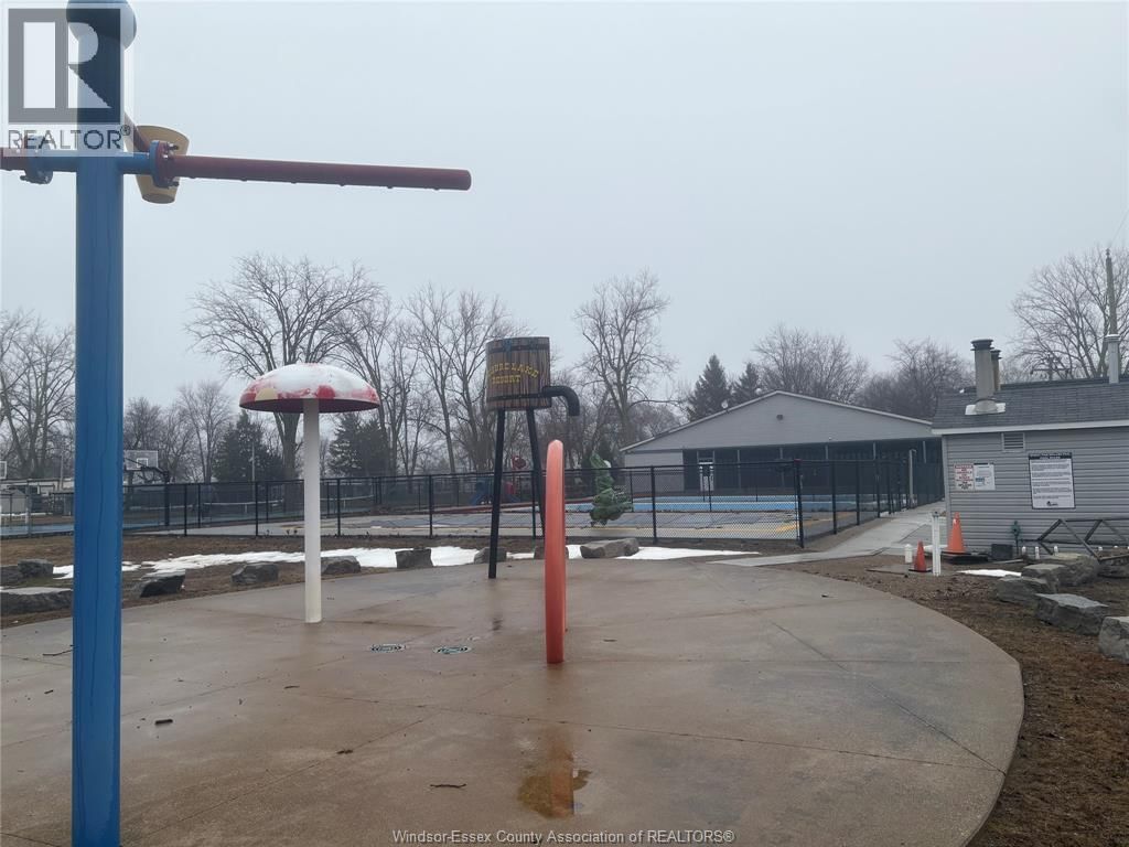 16 MULBERRY LANE Image 45