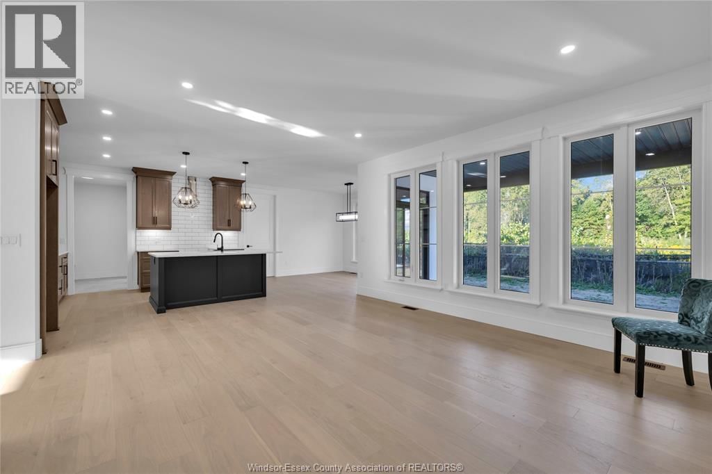 7355 GARNET Image 14