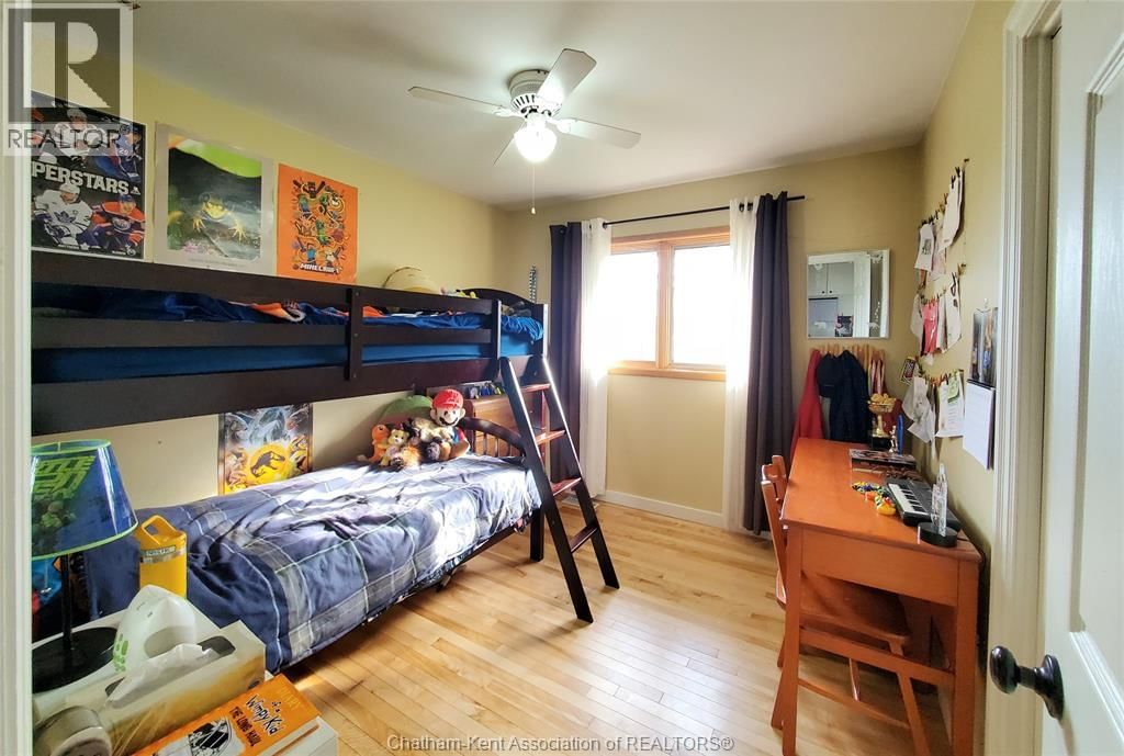 25900 PRINCE ALBERT ROAD Image 16