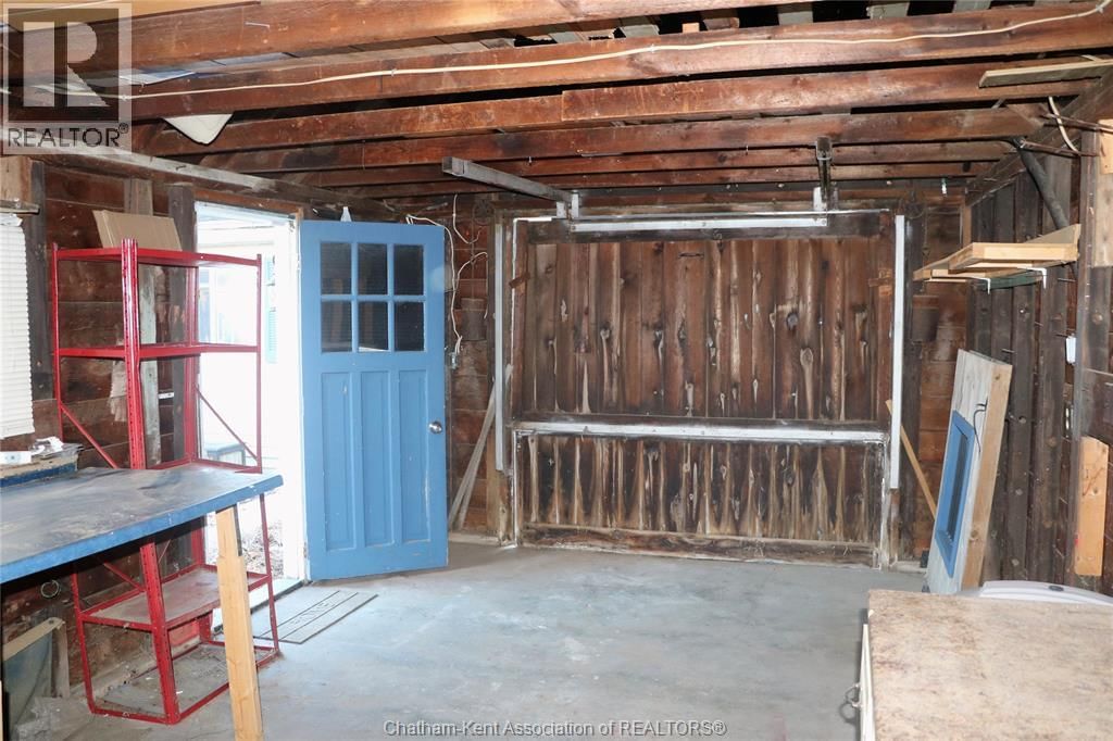 47 CHATHAM STREET NORTH Image 20