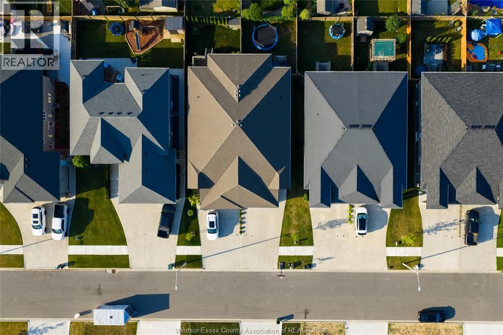 21 WOODLAND STREET Image 3