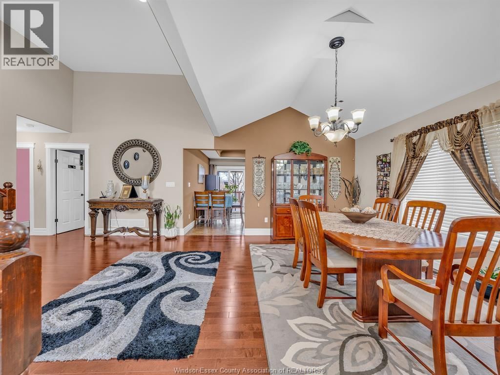 4795 PERIWINKLE CRESCENT Image 10