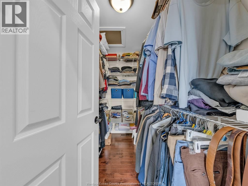 4795 PERIWINKLE CRESCENT Image 22