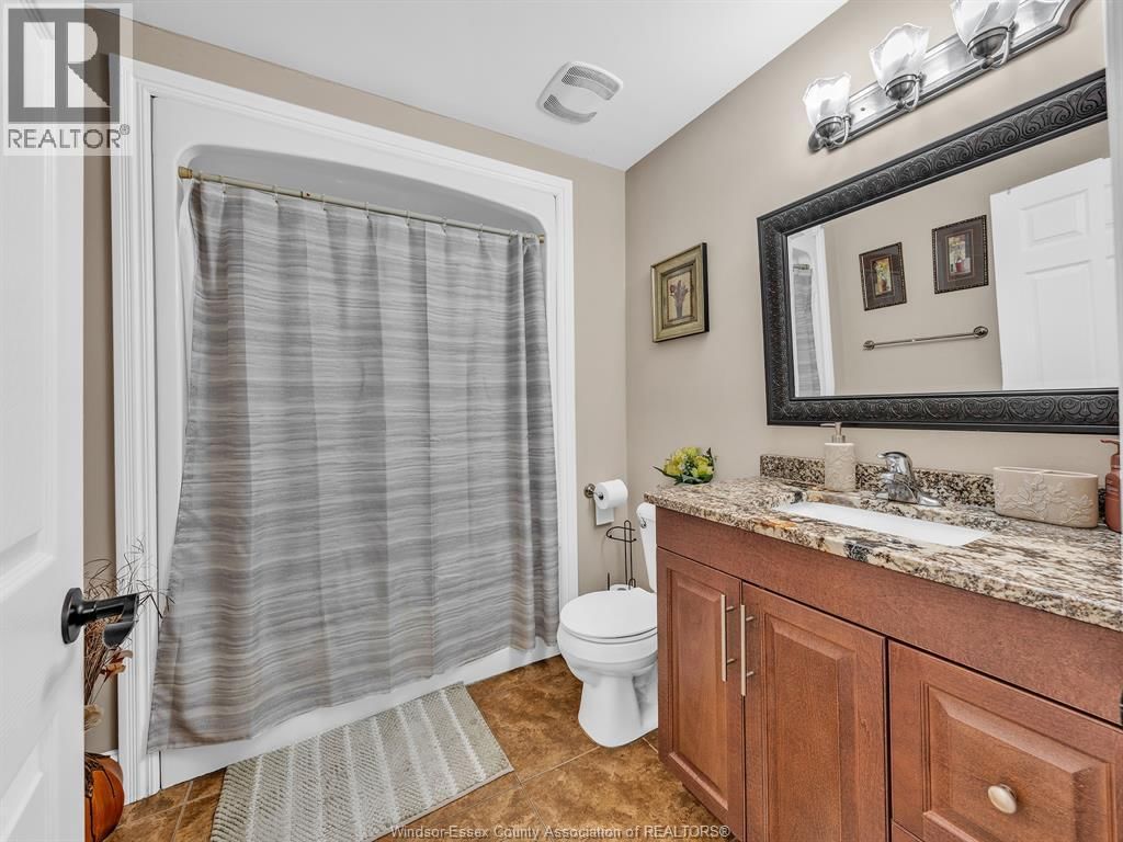 4795 PERIWINKLE CRESCENT Image 37