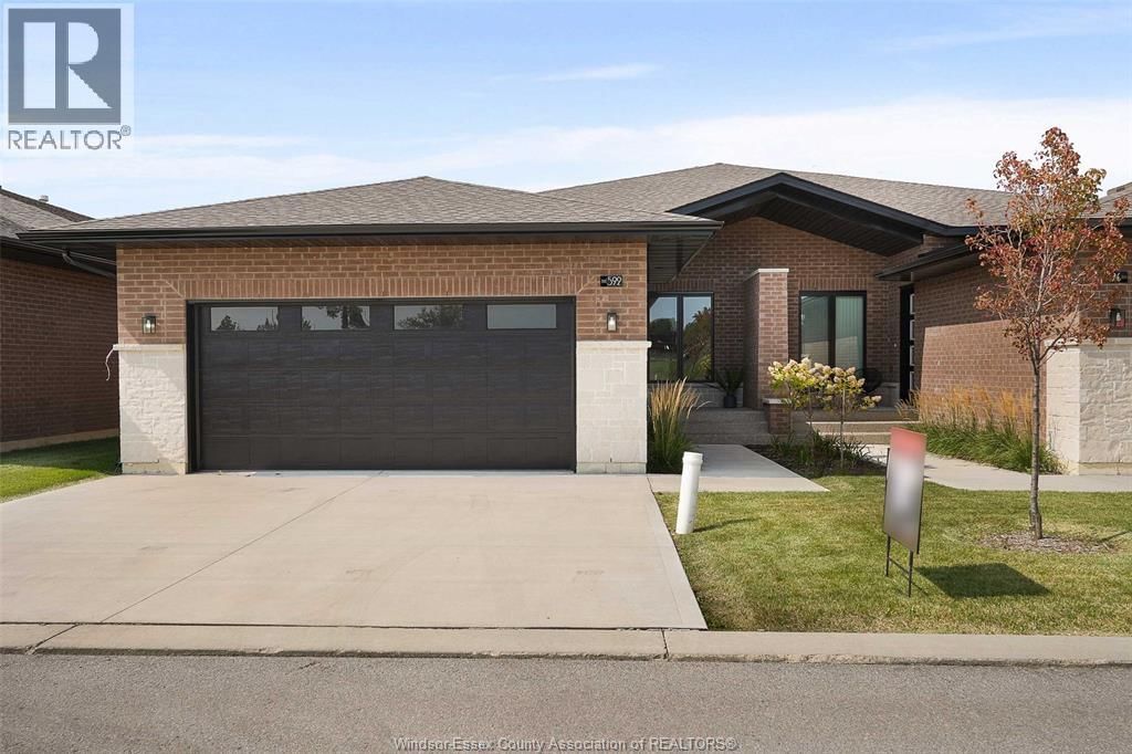 674 LILY MAC BOULEVARD Image 1