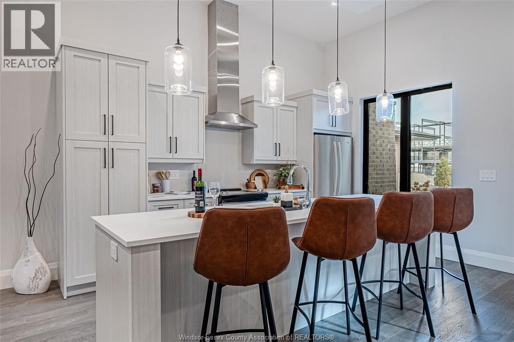 674 LILY MAC BOULEVARD Image 12