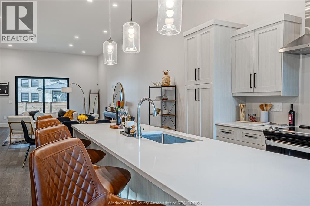 674 LILY MAC BOULEVARD Image 13