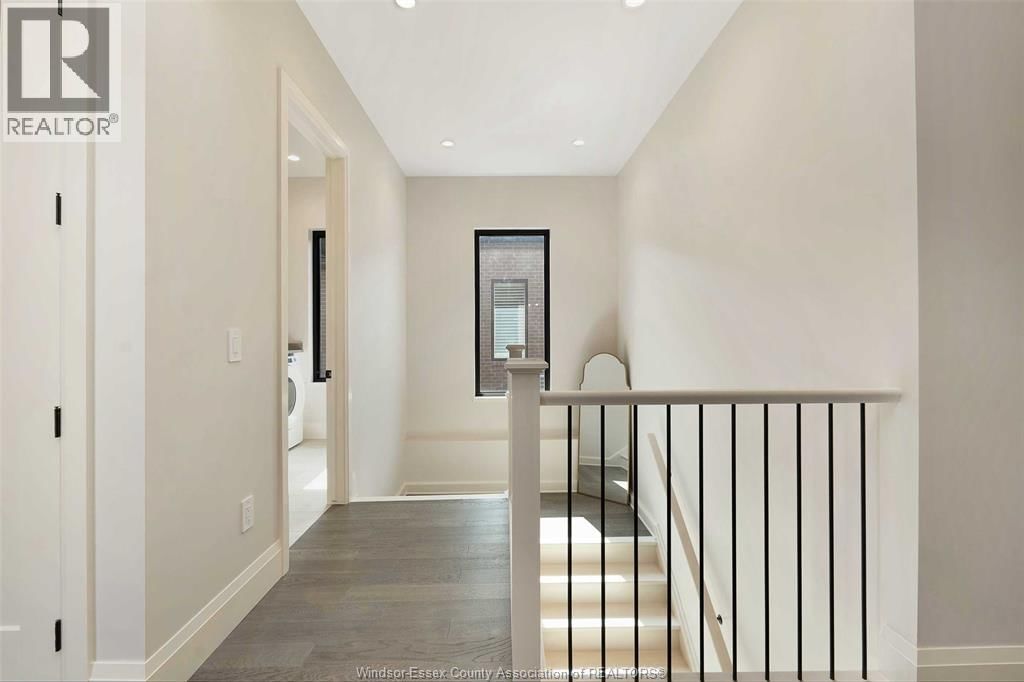 674 LILY MAC BOULEVARD Image 27