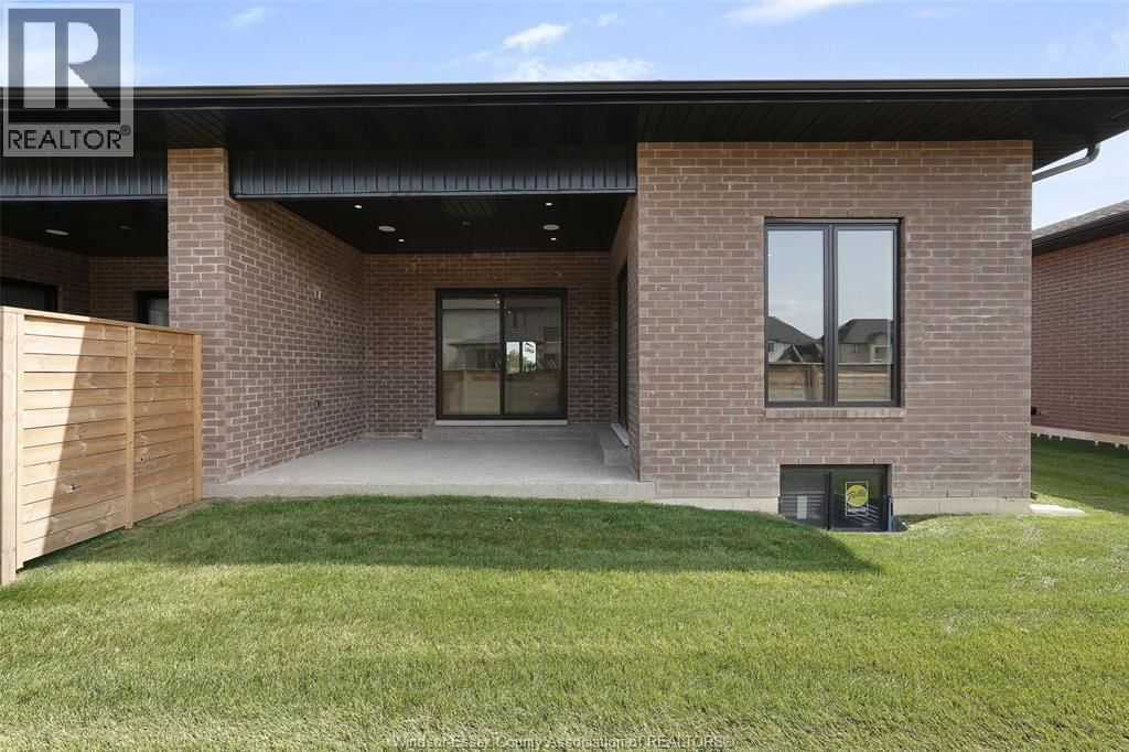 674 LILY MAC BOULEVARD Image 7