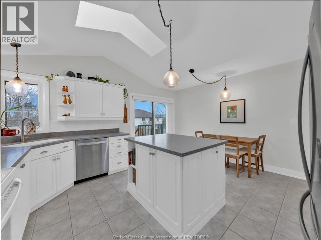 13090 PARKLAND CRESCENT Image 14