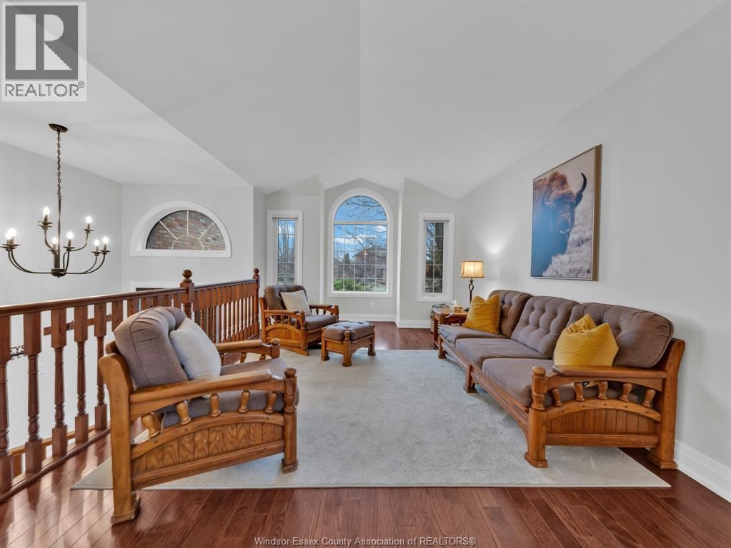 13090 PARKLAND CRESCENT Image 7