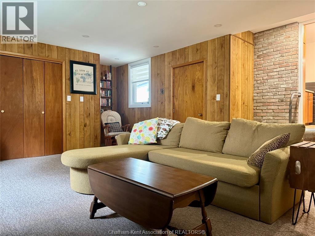 59 LEMUEL STREET Image 17