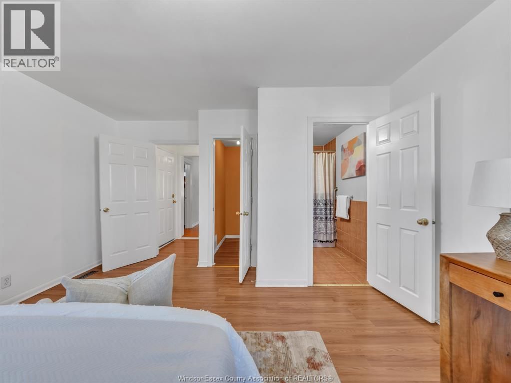 948 MARENTETTE AVENUE Image 10