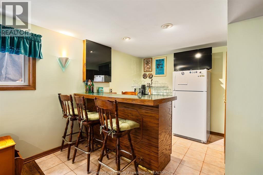 42 WILLIAM AVENUE Image 27