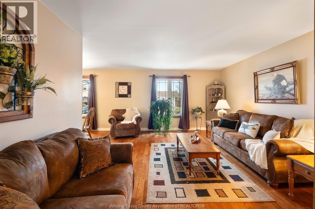 42 WILLIAM AVENUE Image 6