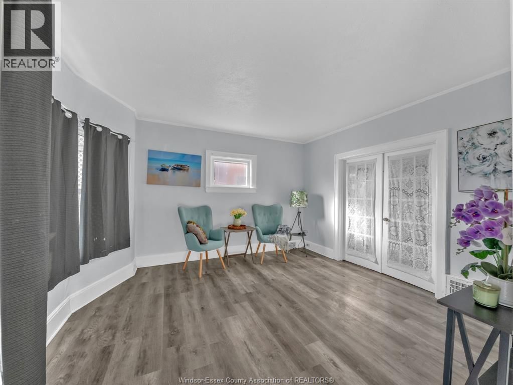 835-837 PELISSIER Image 5