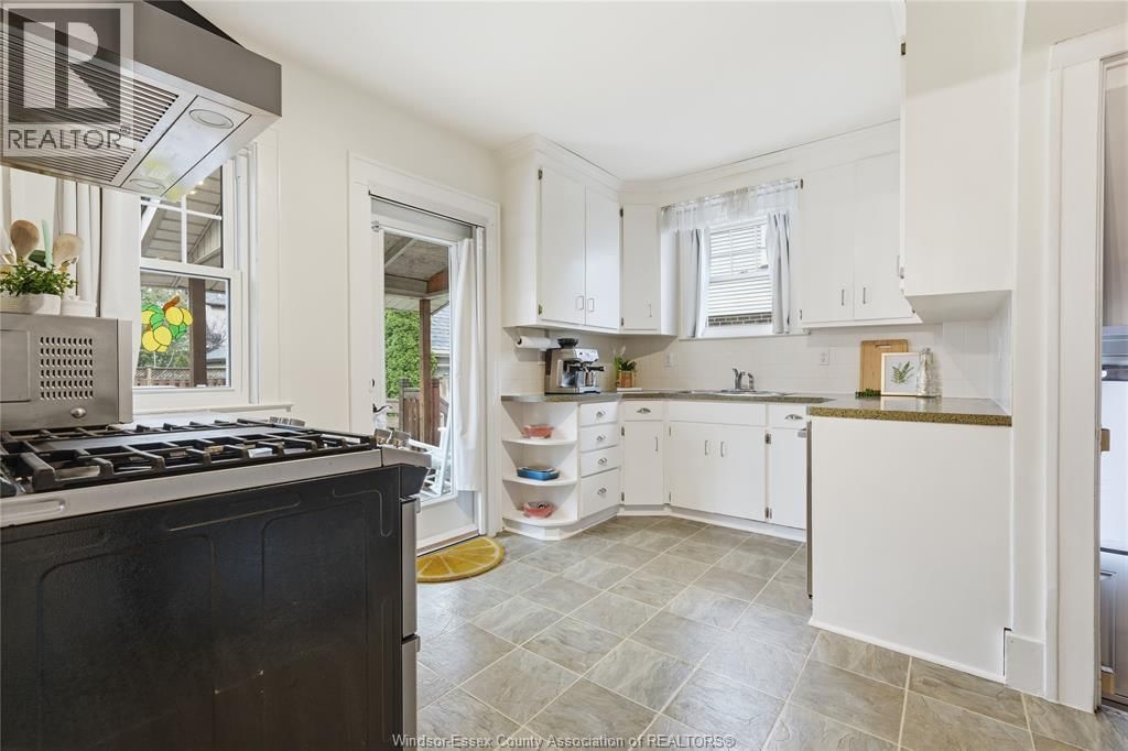 2146 WINDERMERE Image 19