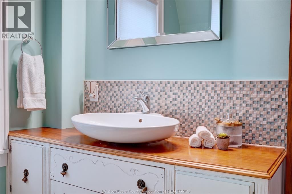 2146 WINDERMERE Image 26