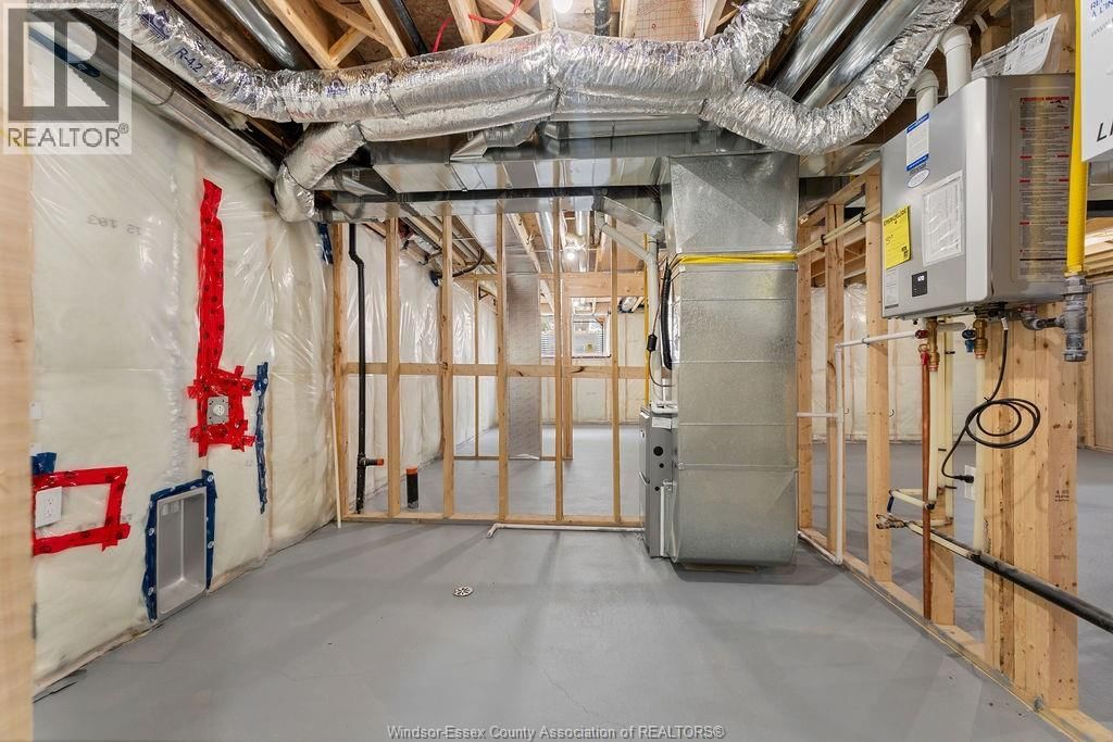 476 RAILWAY AVENUE Image 17