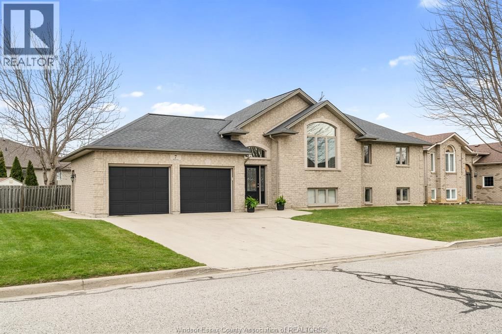 7 BENIUK COURT Image 30