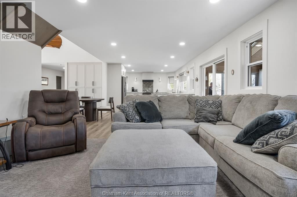 17938 LAKESHORE ROAD Image 14