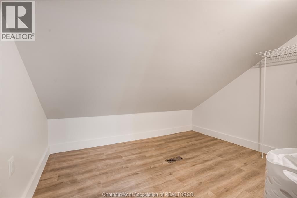 17938 LAKESHORE ROAD Image 34