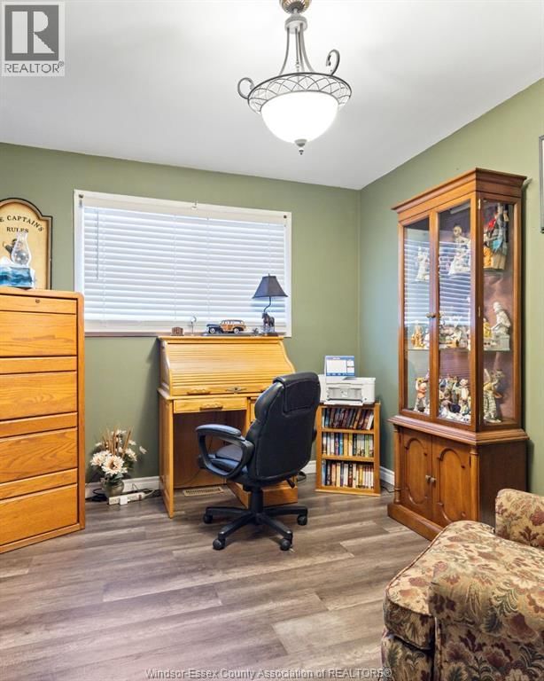 553 ST. PIERRE STREET Image 22