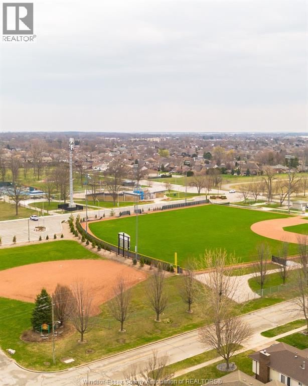 553 ST. PIERRE STREET Image 34