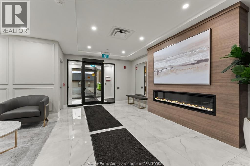 111 - 1855 WYOMING Image 4