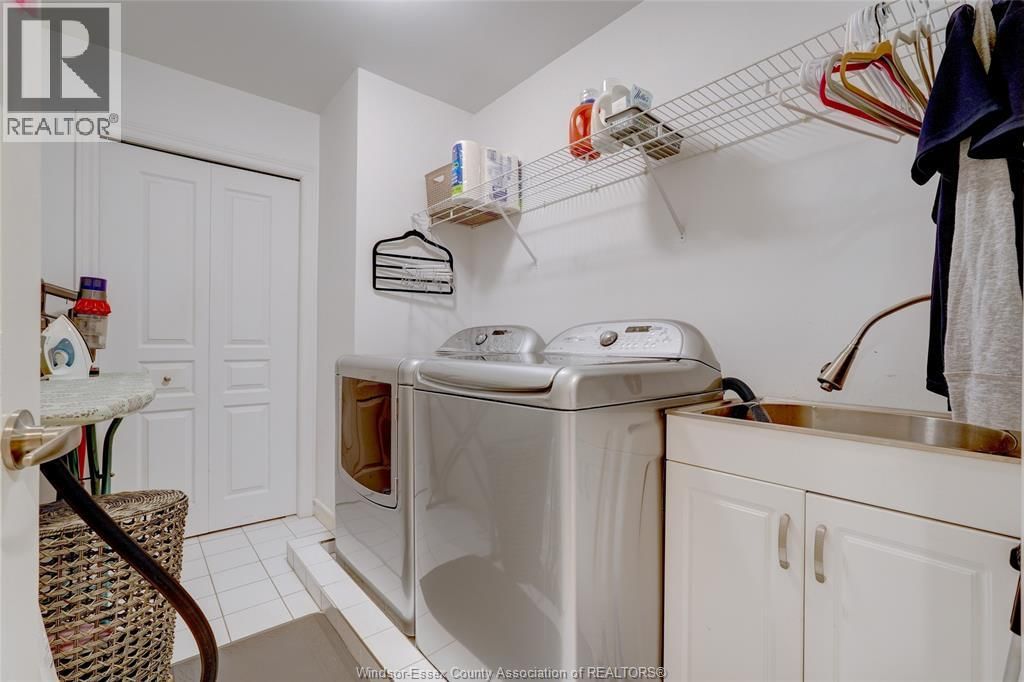 2230 SUZANNE Image 29