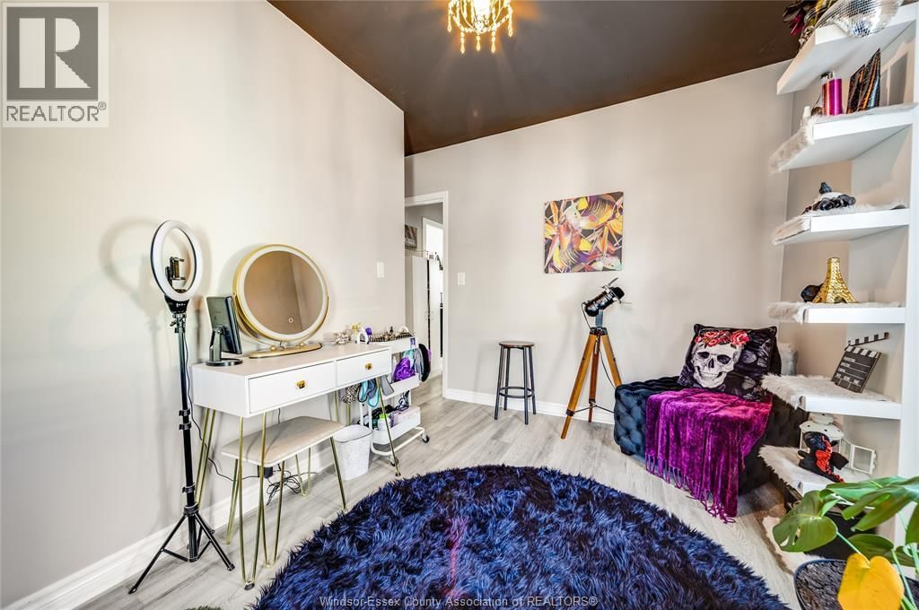 273 FRANK AVENUE Image 26