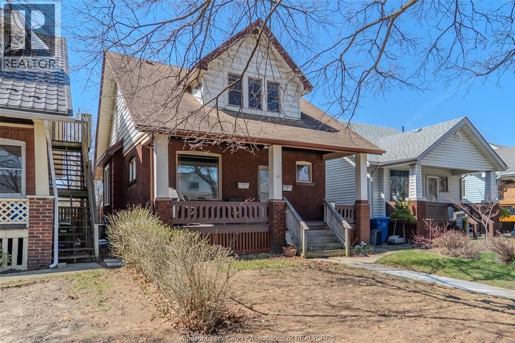 1135 JANETTE AVENUE Image 1