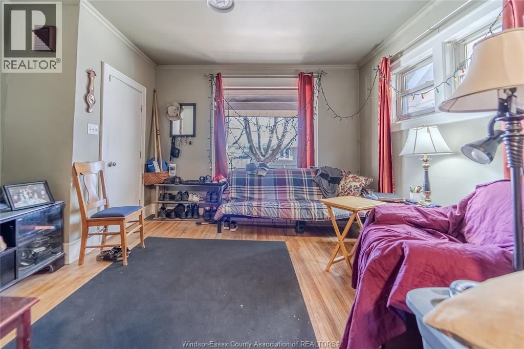 1135 JANETTE AVENUE Image 22