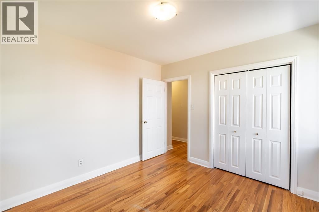 1203 COLBORNE ROAD Image 20