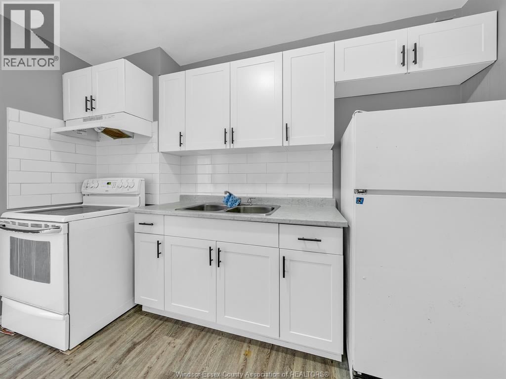 1124 MERCER STREET Image 12