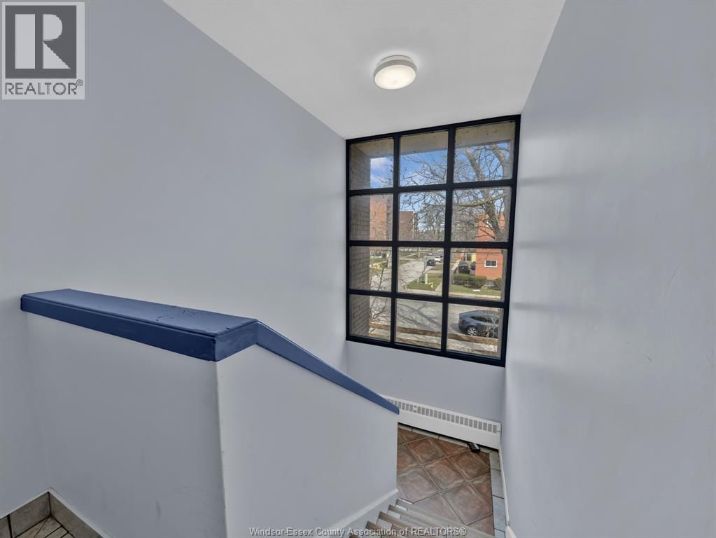 531 MILL STREET Image 35