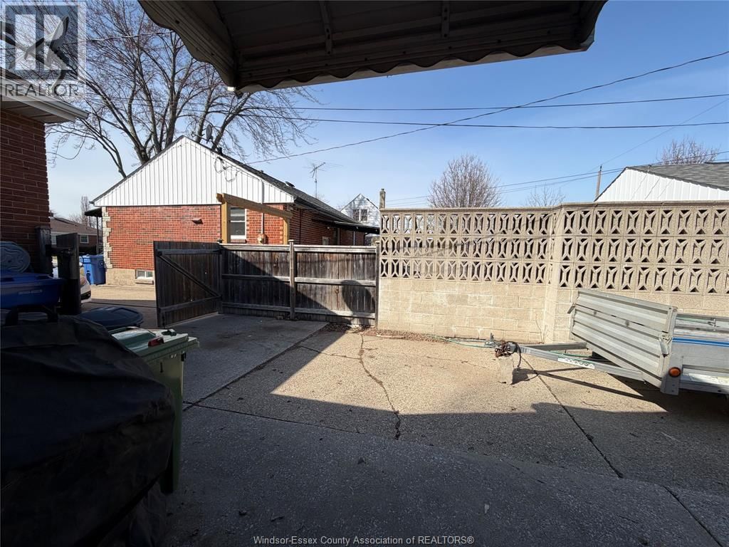 858 LAPORTE Image 31