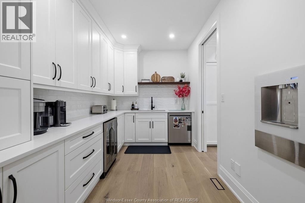 4450 CATERINA CRESCENT Image 15