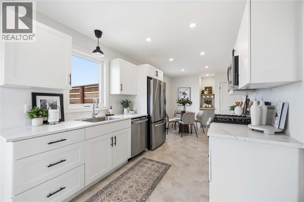 1600 COURTRIGHT LINE Image 21